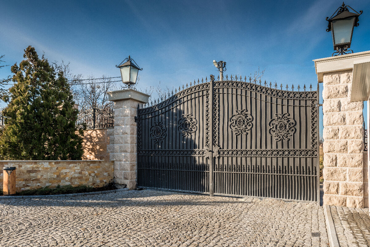 portail sur mesure amalrik